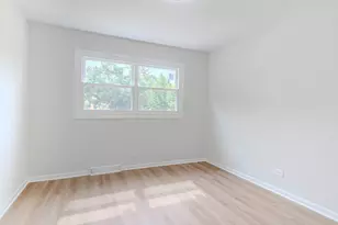 605 Selborne Rd, Riverside, IL 60546 - Photo 12
