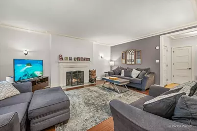 7712 N Ashland Avenue #1, Chicago, IL 60626 - Photo 8