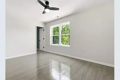 8015 S Avalon Avenue, Chicago, IL 60619 - Photo 10