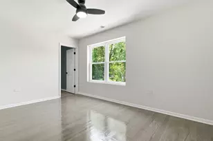 8015 S Avalon Ave, Chicago, IL 60619 - Photo 10