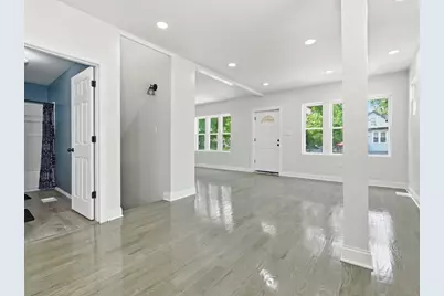 8015 S Avalon Avenue, Chicago, IL 60619 - Photo 4