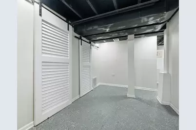8015 S Avalon Avenue, Chicago, IL 60619 - Photo 20