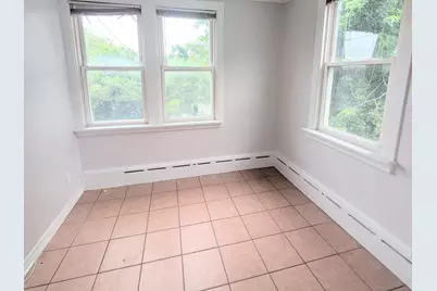 8125 S Escanaba Avenue #2, Chicago, IL 60617 - Photo 8