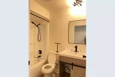 4 Parkside Court #7, Vernon Hills, IL 60061 - Photo 12