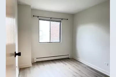 4 Parkside Court #7, Vernon Hills, IL 60061 - Photo 10
