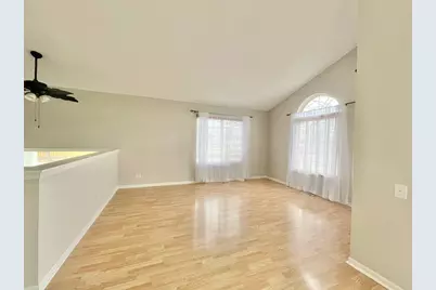 1950 Middlebury Drive #1950, Aurora, IL 60503 - Photo 2