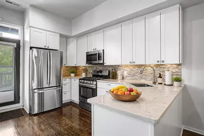 1335 N Mohawk Street #2N, Chicago, IL 60610 - Photo 8