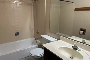 1804 DeForest Ln, Hanover Park, IL 60133 - Photo 10