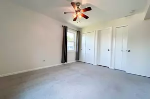5820 Wilshire Ct, Hanover Park, IL 60133 - Photo 12