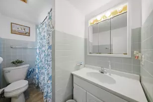 5704 W Newport Ave, Chicago, IL 60634 - Photo 16