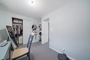 5704 W Newport Ave, Chicago, IL 60634 - Photo 22