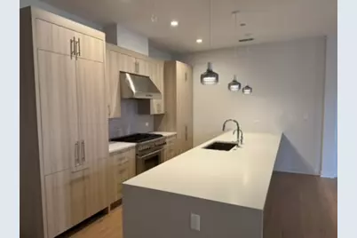1356 W Chestnut Street #203, Chicago, IL 60642 - Photo 2