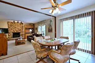 128 Hunters Cir, Schaumburg, IL 60193 - Photo 8