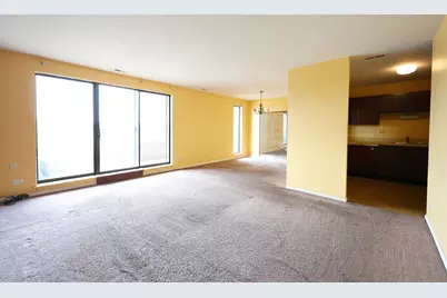 7 E Carriageway Drive #408, Hazel Crest, IL 60429 - Photo 4