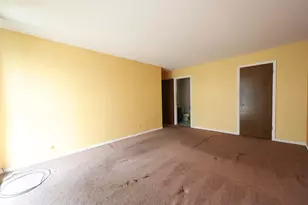 7 E Carriageway Dr, Hazel Crest, IL 60429 - Photo 12