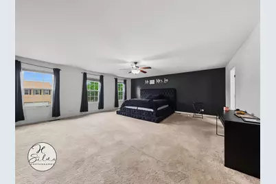 708 Bay Shore Drive, Pingree Grove, IL 60140 - Photo 10