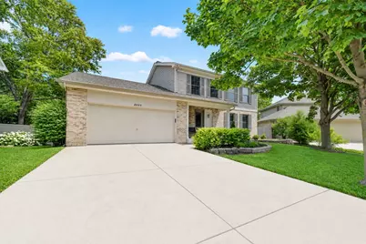 8885 Dryden Street, Woodridge, IL 60517 - Photo 4