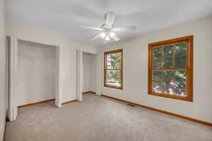 8885 Dryden St, Woodridge, IL 60517 - Photo 28