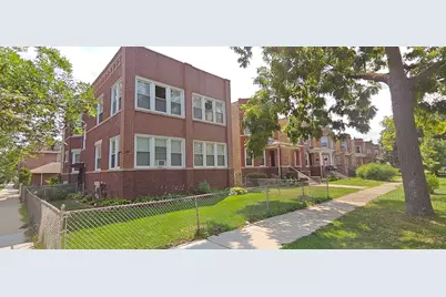 4222 N Laramie Avenue #2, Chicago, IL 60641 - Photo 2