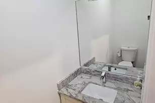 4420 S Berkeley Ave, Chicago, IL 60653 - Photo 14