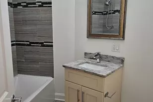4420 S Berkeley Ave, Chicago, IL 60653 - Photo 30