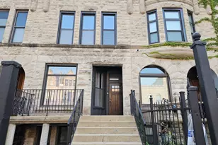 4420 S Berkeley Ave, Chicago, IL 60653 - Photo 2