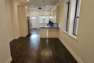4420 S Berkeley Ave, Chicago, IL 60653 - Photo 8