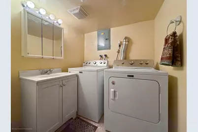 8439 S Hoyne Street, Chicago, IL 60620 - Photo 22