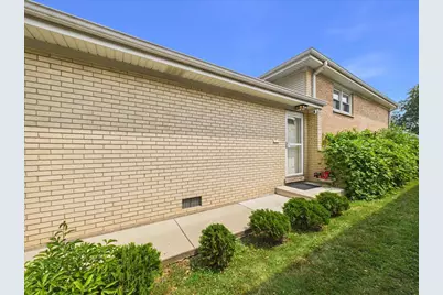 7427 Keeler Avenue, Skokie, IL 60076 - Photo 8