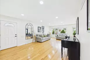 7427 Keeler Ave, Skokie, IL 60076 - Photo 12