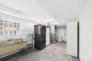 7427 Keeler Ave, Skokie, IL 60076 - Photo 36