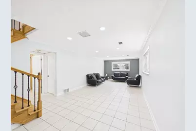 7427 Keeler Avenue, Skokie, IL 60076 - Photo 32