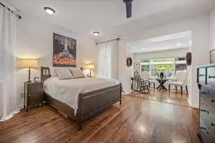 636 W Grace St, Chicago, IL 60613 - Photo 18