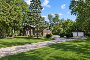 4512 S Ridgeway Rd, Ringwood, IL 60072 - Photo 1