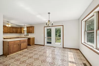 4512 S Ridgeway Road, Ringwood, IL 60072 - Photo 8