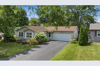 306 Pin Oak Drive, North Aurora, IL 60542 - Photo 2