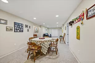 306 Pin Oak Dr, North Aurora, IL 60542 - Photo 28