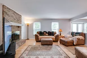 760 S River Rd, Naperville, IL 60540 - Photo 10
