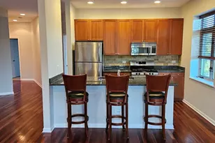 4770 N Manor Ave, Chicago, IL 60625 - Photo 4
