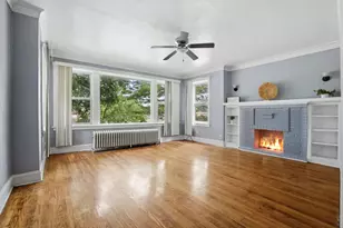 17 Garfield St, Oak Park, IL 60304 - Photo 4