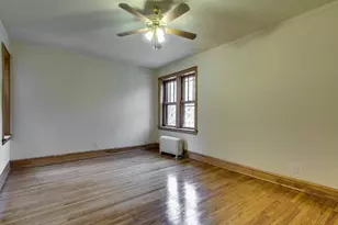1350 E Hyde Park Blvd, Chicago, IL 60615 - Photo 4