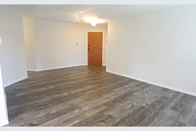 231 University Lane #D, Elk Grove Village, IL 60007 - Photo 12