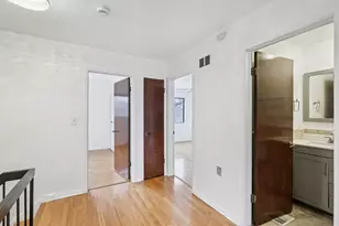 105 W Dover Dr, Mount Prospect, IL 60056 - Photo 12