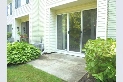 1454 Walnut Hill Avenue, Saint Charles, IL 60174 - Photo 2