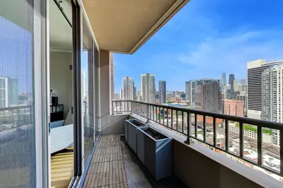 200 N Jefferson Street #2407, Chicago, IL 60661 - Photo 16