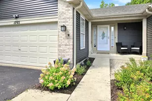 1703 Waterman Ct, Plainfield, IL 60586 - Photo 2