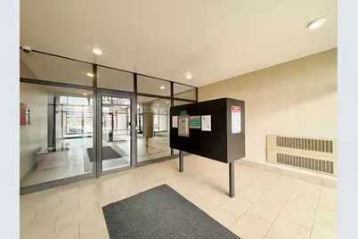 3021 S Michigan Avenue #306, Chicago, IL 60616 - Photo 2