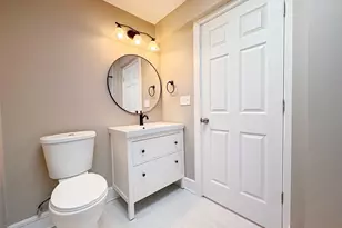 215 S Forest Ave, Palatine, IL 60074 - Photo 16