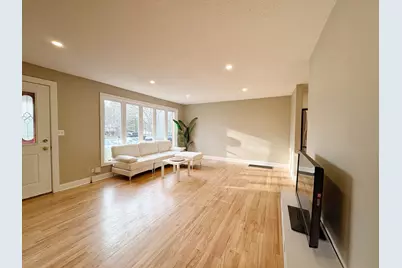 215 S Forest Avenue, Palatine, IL 60074 - Photo 4