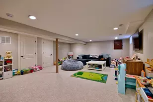 685 S Saylor Ave, Elmhurst, IL 60126 - Photo 28